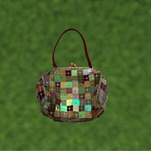 La Regale A stylish clutch purse